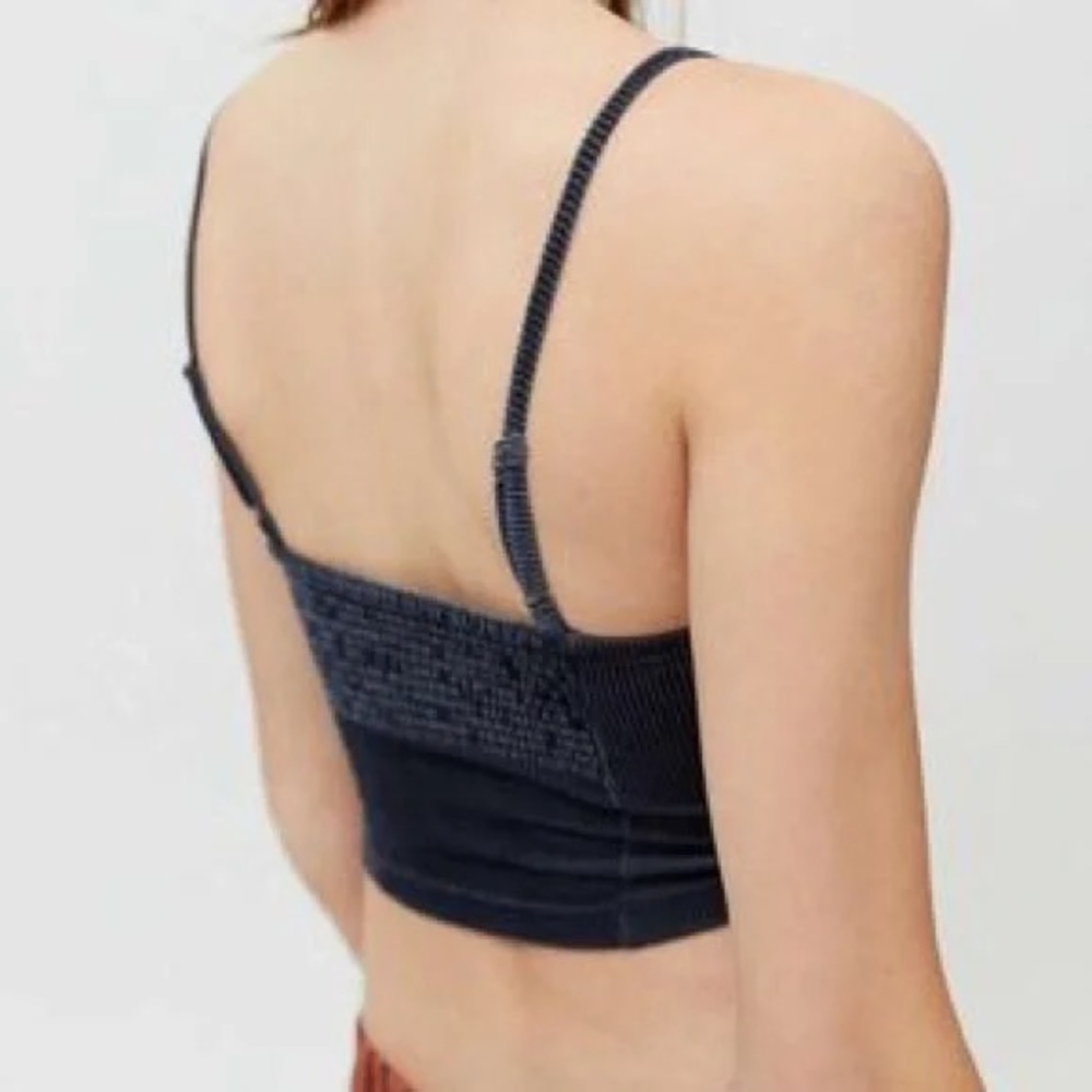 NWT Urban Outfitters Edna Ruched Cami Top - Picture 2 of 4